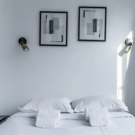 Comfortable , Porte-doree District, * パリ